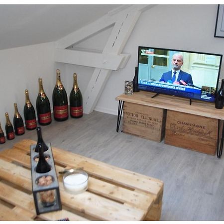 Studio Champagne Apartman Reims Kültér fotó