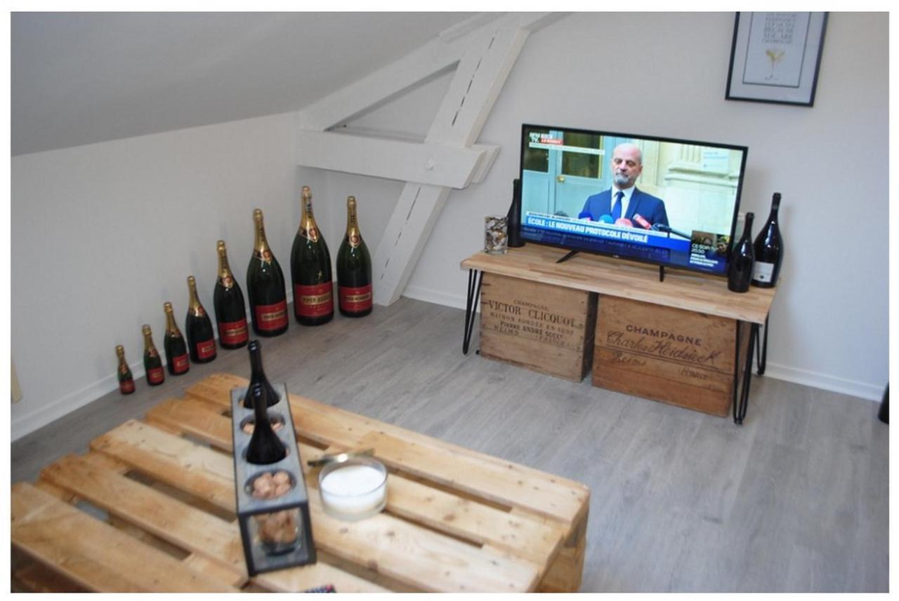 Studio Champagne Apartman Reims Kültér fotó